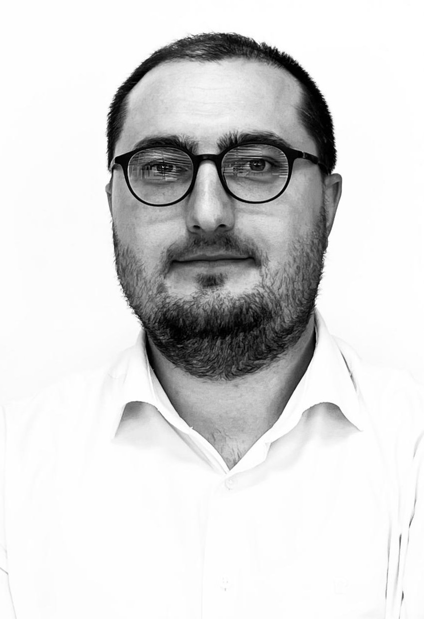 Özgür YILMAZ